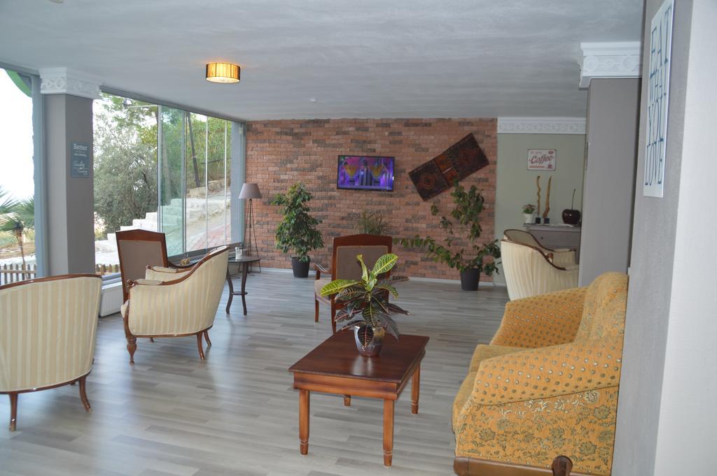 אלטינולוק Hotel Hugo מראה חיצוני תמונה