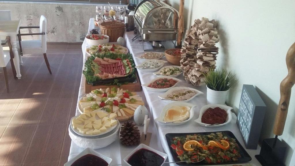 אלטינולוק Hotel Hugo מראה חיצוני תמונה